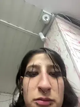 Stripchat Free Porn Cam of Evelin_Hellsing