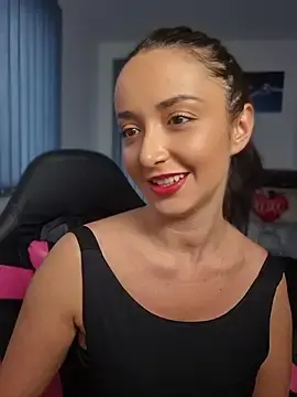 Stripchat Free Porn Cam of LilithBlaze_