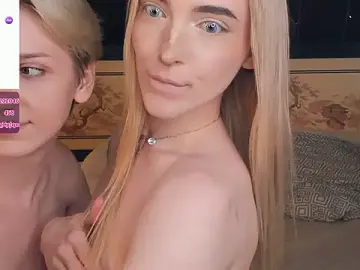 Stripchat Best live sex cam show of MaeEversley