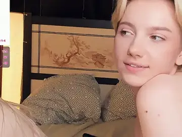 Stripchat Watch Live Sex Cams of MaeEversley