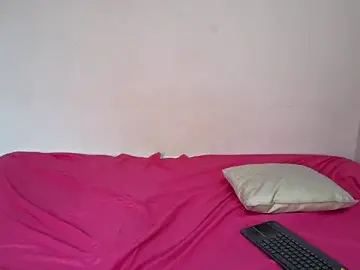 Stripchat Adult Webcams of Scarlett_Cherry_