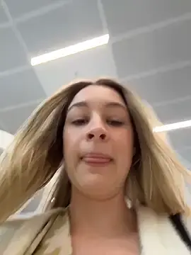 Stripchat Live Sex of SashaCatt