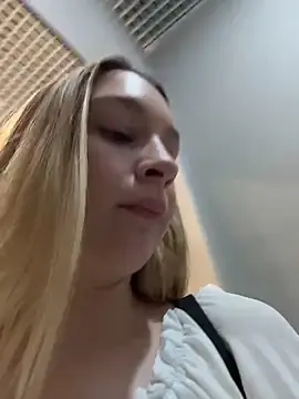 Stripchat Live Porn of SashaCatt