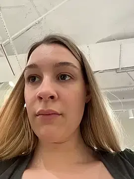 Stripchat Watch Live Sex Cams of SashaCatt