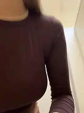 Stripchat Free Live Porn of SashaCatt