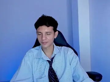 Stripchat Sex Chat of tylerrnova