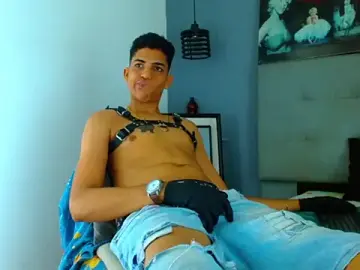 Stripchat Adult Webcams of Lukaz_Caballero