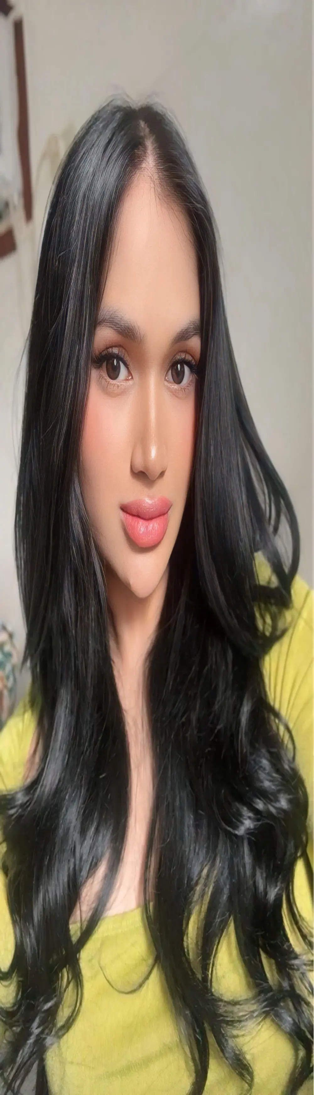 Anna_HollyDoll