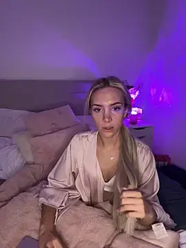 Stripchat Free Live Porn of Naughtyblondex