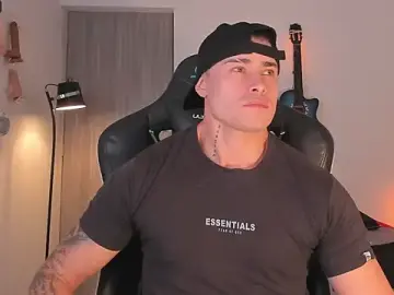Stripchat Live Sex of connorsmiith