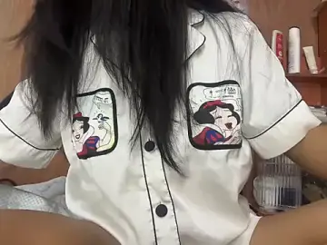 Stripchat Adult Webcams of asian-doll