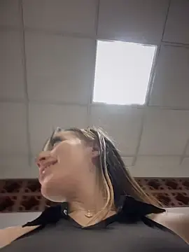 Stripchat Free Porn Cam of IAmNobodyXXX