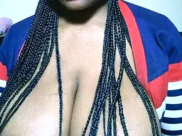Stripchat Free Porn Cam of Bustypillows