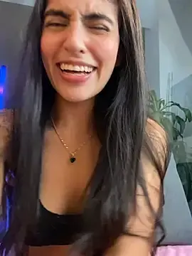 Stripchat Free Live Porn of DaphneUwu