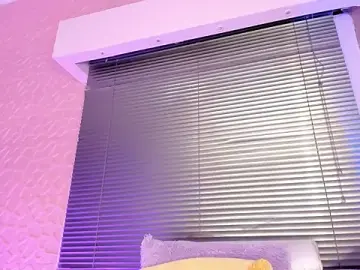 Stripchat Sex Cam of LaiilyBell12