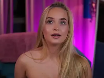 Stripchat Live Porn of ElyssawetXX