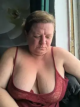 Stripchat Nude Webcam of jusichka