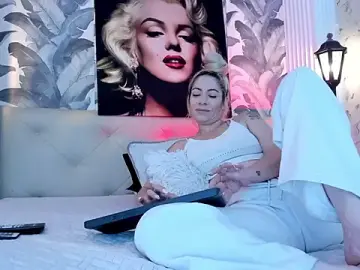 Stripchat Free Live Porn of viktoria_davis_