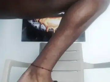 Stripchat Watch Live Sex Cams of drake_brwon_23
