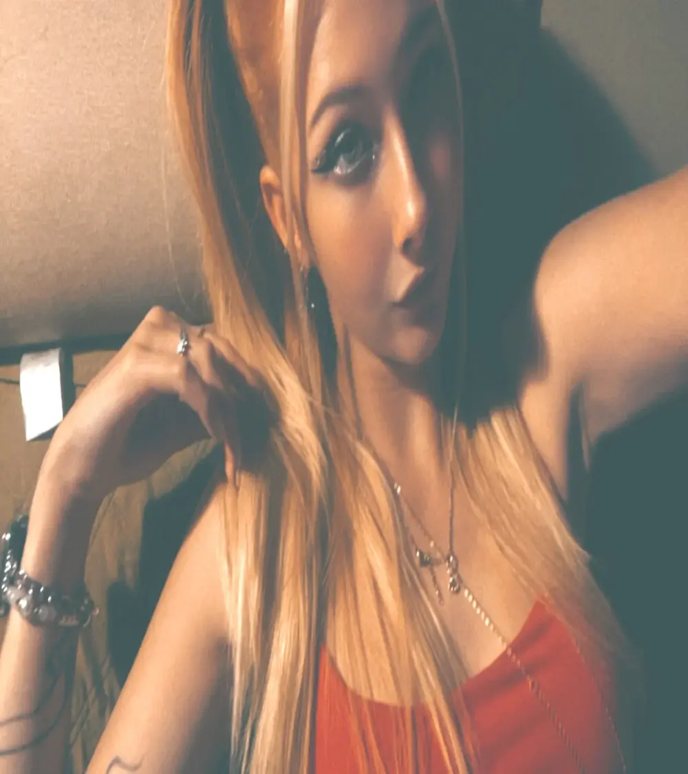 EmilySwann_