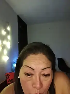 Stripchat Sex Cam of Khatty_Sex
