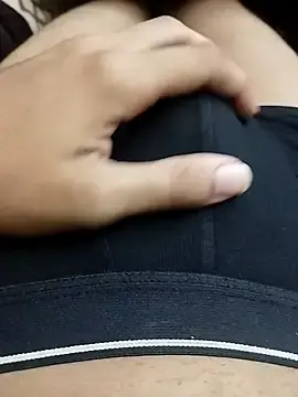 Stripchat Live Sex of yummy-cock