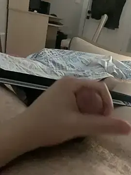Stripchat Free Live Porn of Erenn34