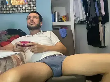 Stripchat Watch Live Sex Cams of Alexitho25