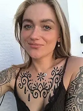 Stripchat Free Live Porn of Goldi159