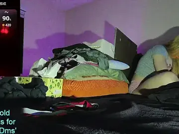 Stripchat Watch Live Sex Cams of Blondiewithanass