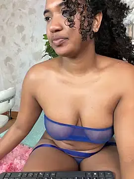 Stripchat Adult Webcams of MilaTeenX