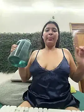 Stripchat Free Porn Cam of mariatudulceadiccion