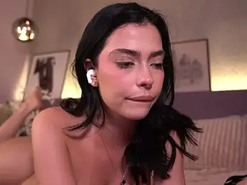 Stripchat Sex Cam of ElleDiane