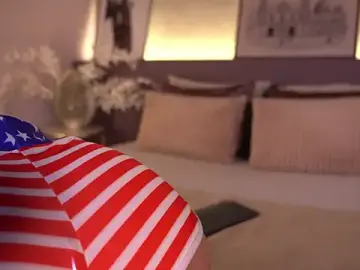 Stripchat Free Live Porn of ElleDiane