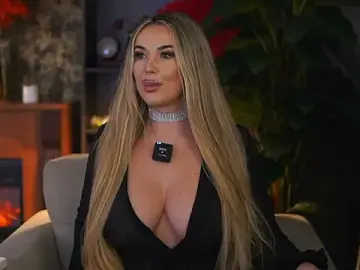 Stripchat Sex Cam of EvaSunderland