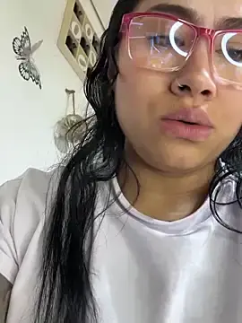 Stripchat Free Porn Cam of Sweet__Nurse1