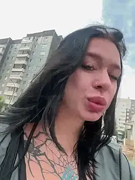 Stripchat Live Sex Cam of AlishaOfThorns