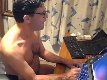 Stripchat Live Sex Cam of RolfS_bi