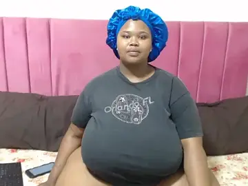Stripchat Best Webcam of BustyBmw