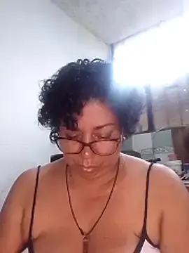 Stripchat Adult Webcam of Pupi-Lanegra