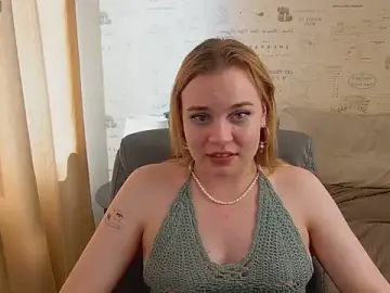 Stripchat Free Live Porn of Glow_Margo