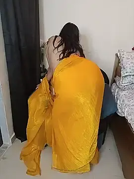 Stripchat Sex Cam of kaamuk_shweta