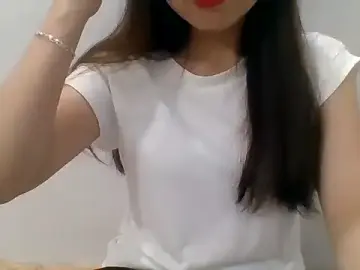 Stripchat Live Sex Cam of kiraa-007