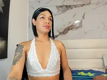 Stripchat Free Porn Cam of emily_lady20