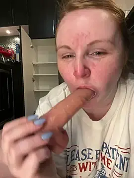 Stripchat Free Live Porn of GingerSnap33