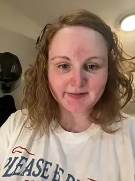 Stripchat Live Sex of GingerSnap33