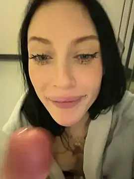 Stripchat Adult Webcam of Melissa_crazy