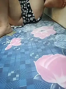 Stripchat Live Sex Cam of Cute_girl20