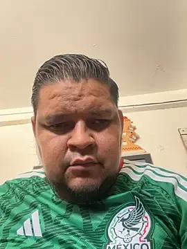 Stripchat Live Porn of fercho25rv