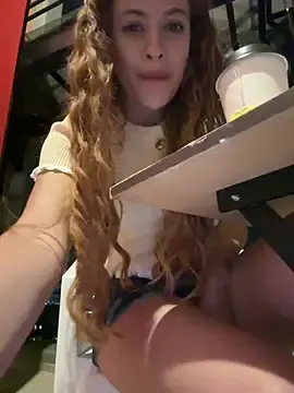 Stripchat Live Porn of alana15